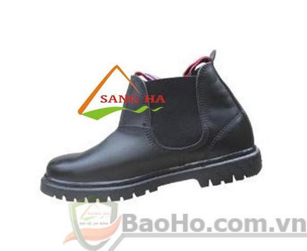 top-10-giay-bao-ho-tot-nhat-the-gioi-ban-co-the-mua